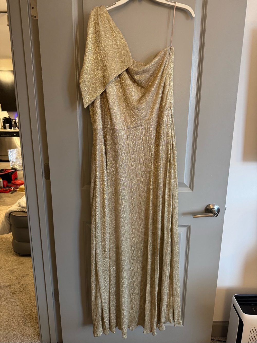 Dress the Population Metallic Gold One-Shoulder Maxi Gown